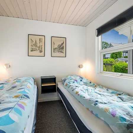 Akira - 250m From The Sea By Interhome *